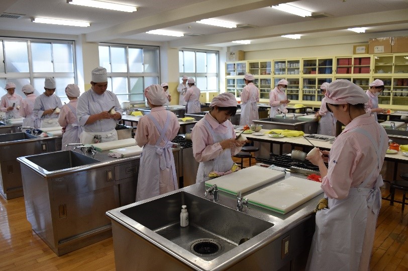 東筑紫学園高等学校 食物文化科 調理技能・技術競技大会